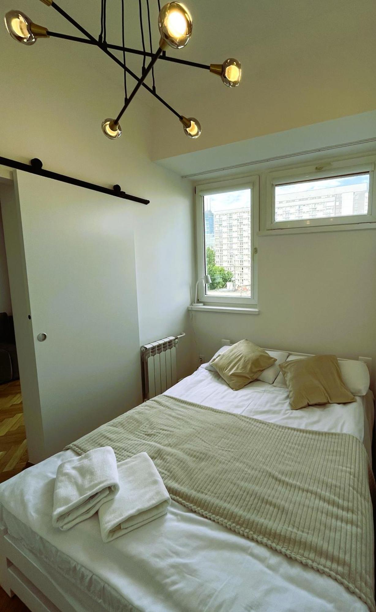 Cool Art Apartment Warsaw Exterior photo